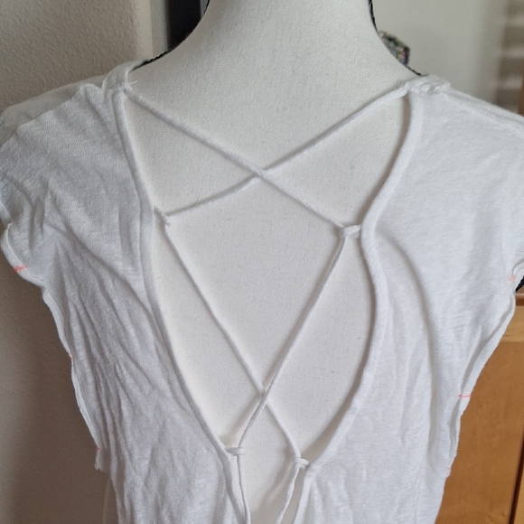 White Tank Top with Colorful Bird Design - Picture 5 of 6